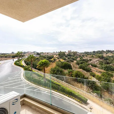 Spacious 2br With Stunning Views In By 360 Estates *