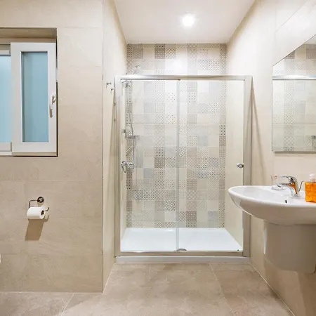 Apartament Spacious 2br With Stunning Views In By 360 Estates *