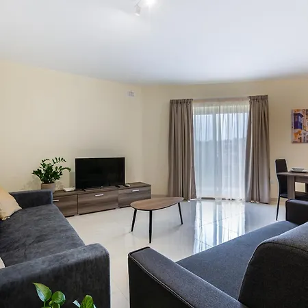Spacious 2br With Stunning Views In By 360 Estates Apartment Marsaxlokk